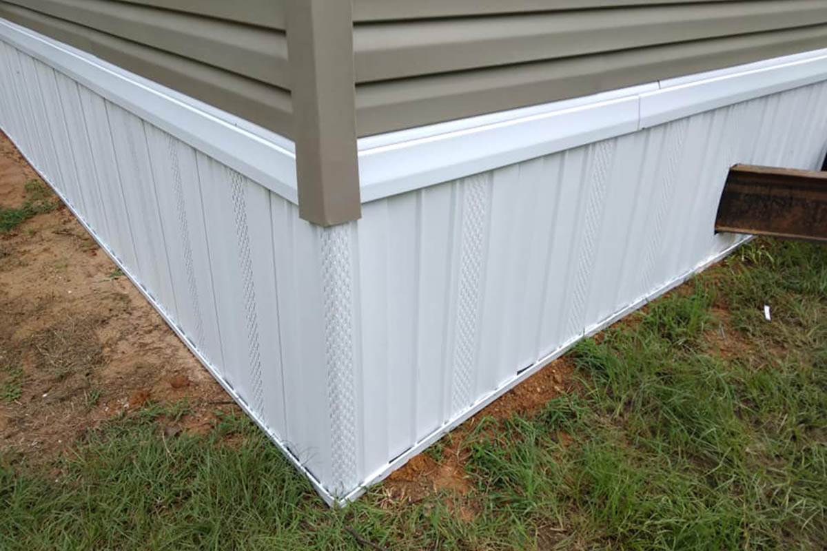 Why Vinyl Deck Skirting is an Important Part of Your Deck
